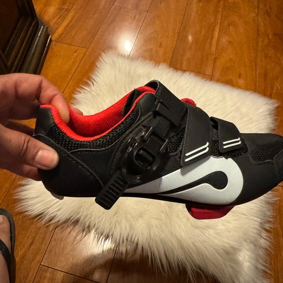 PELOTÓN cycling Shoe size 38 mens With clip in bike cleast comfort - Picture 6 of 7